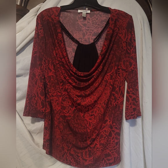 Dressbarn Red and Black Holiday Top - Picture 2 of 5